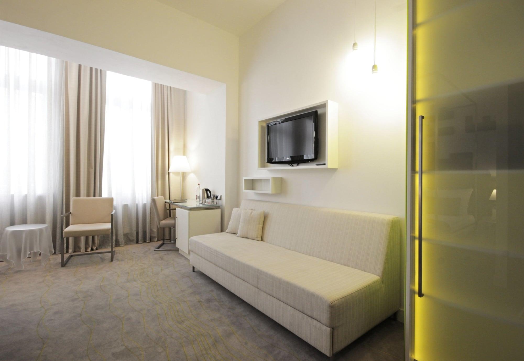 Pure White Hotel Прага Екстериор снимка