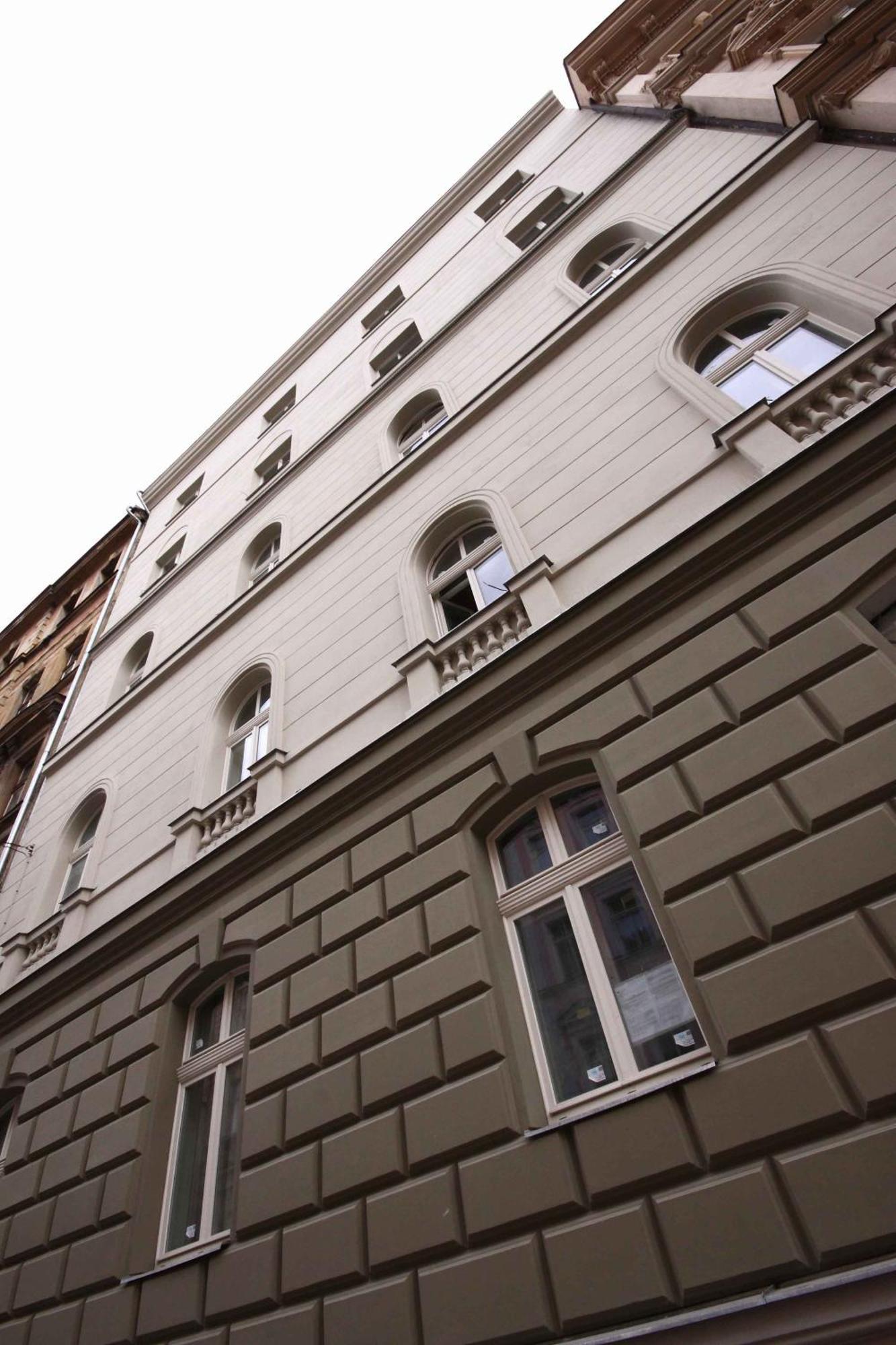 Pure White Hotel Прага Екстериор снимка